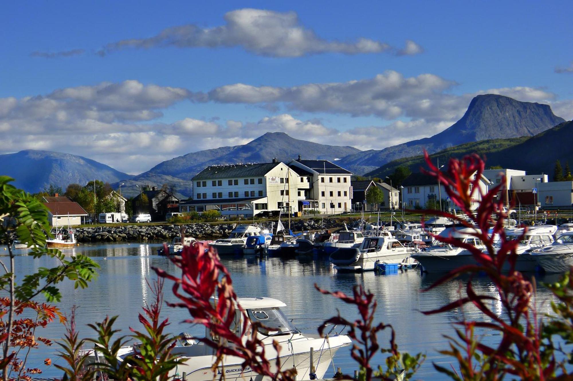 Reisafjord Hotel Sørkjosen Exterior foto